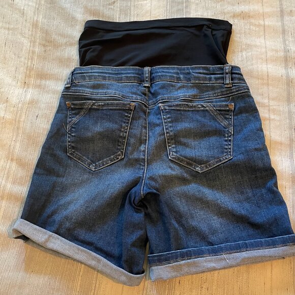 Thyme Maternity XS short - Picture 3 of 3